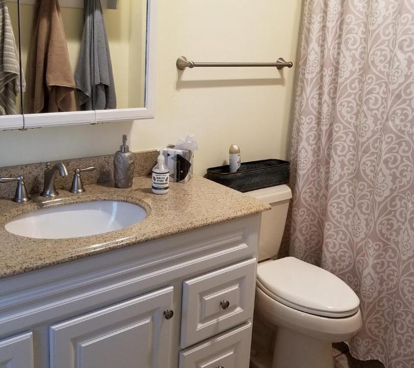 Photo of Bathroom in Lincoln Beach