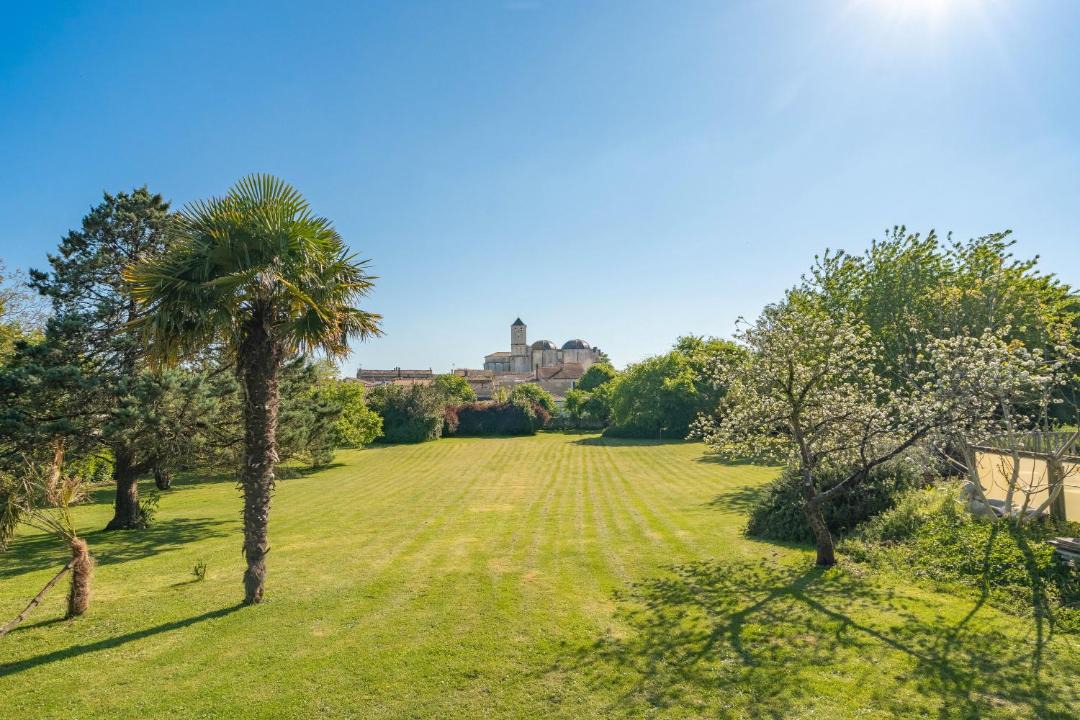 Photo of Others in Saint-Romain-de-Benet