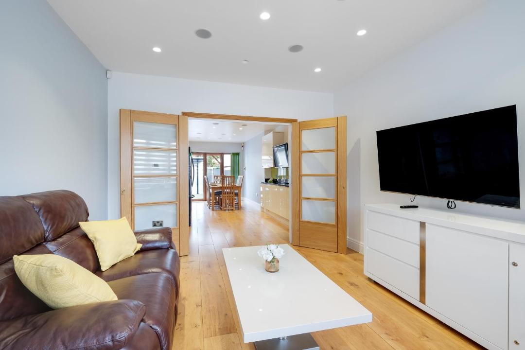 Photo of Livingroom in Enfield