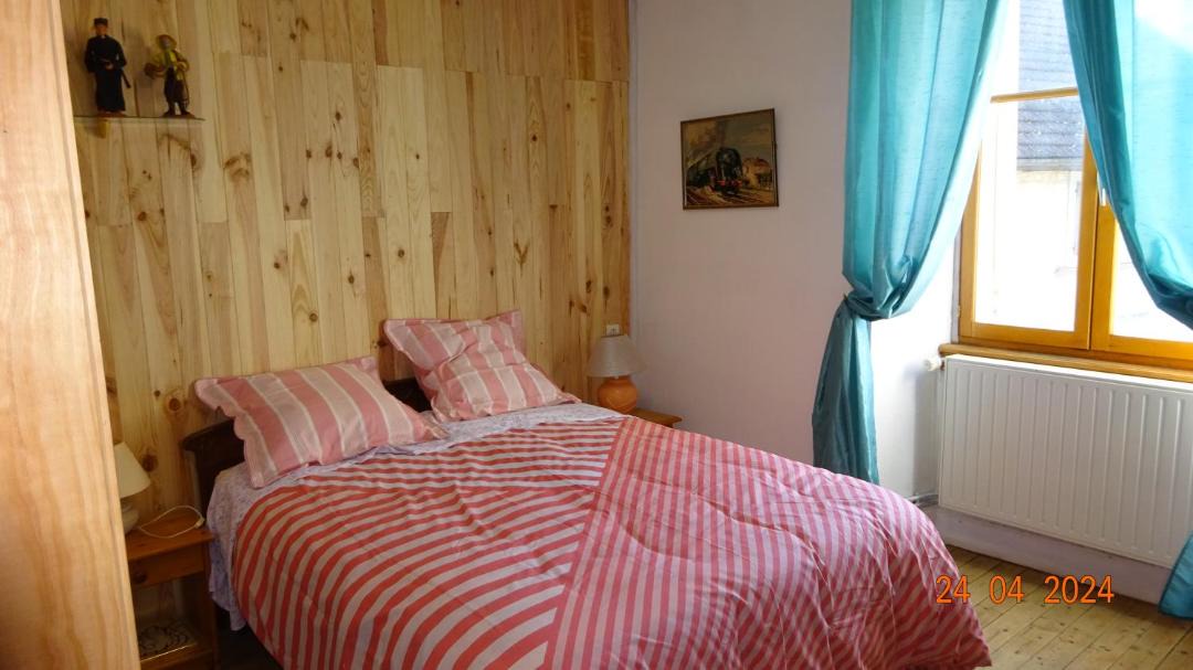 Photo of Bedroom in Chenecey-Buillon