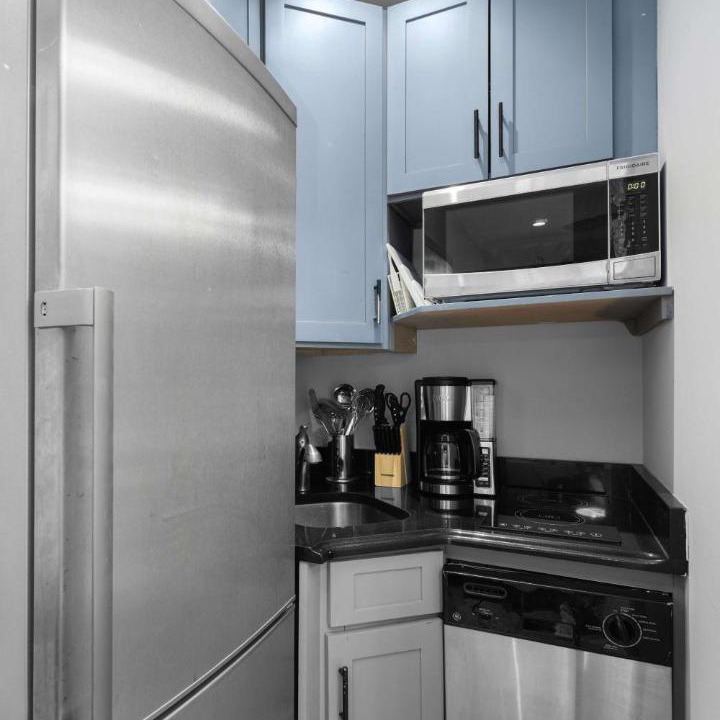 Photo of Kitchen in Tudor City