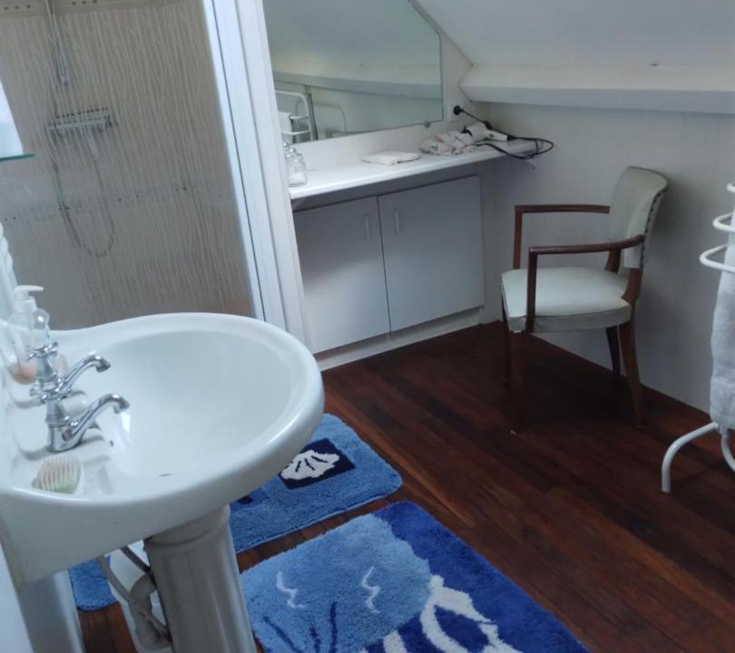 Photo of Bathroom in Fontenay-pres-Vezelay