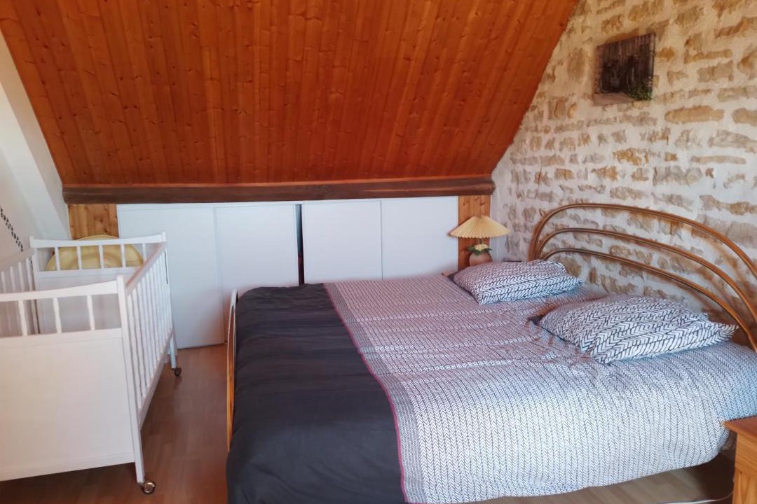 Photo of Bedroom in Fontenay-pres-Vezelay