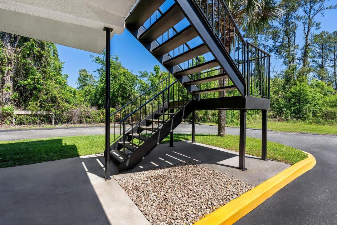 Photo of Others in Jennings