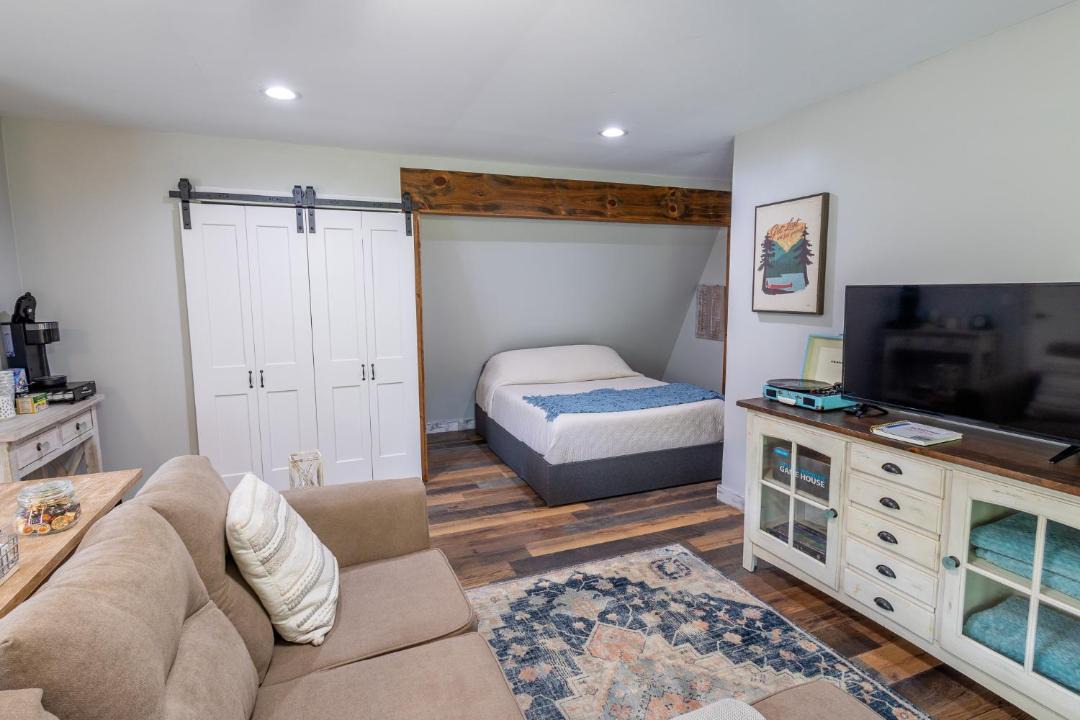 Photo of Bedroom in Canandaigua