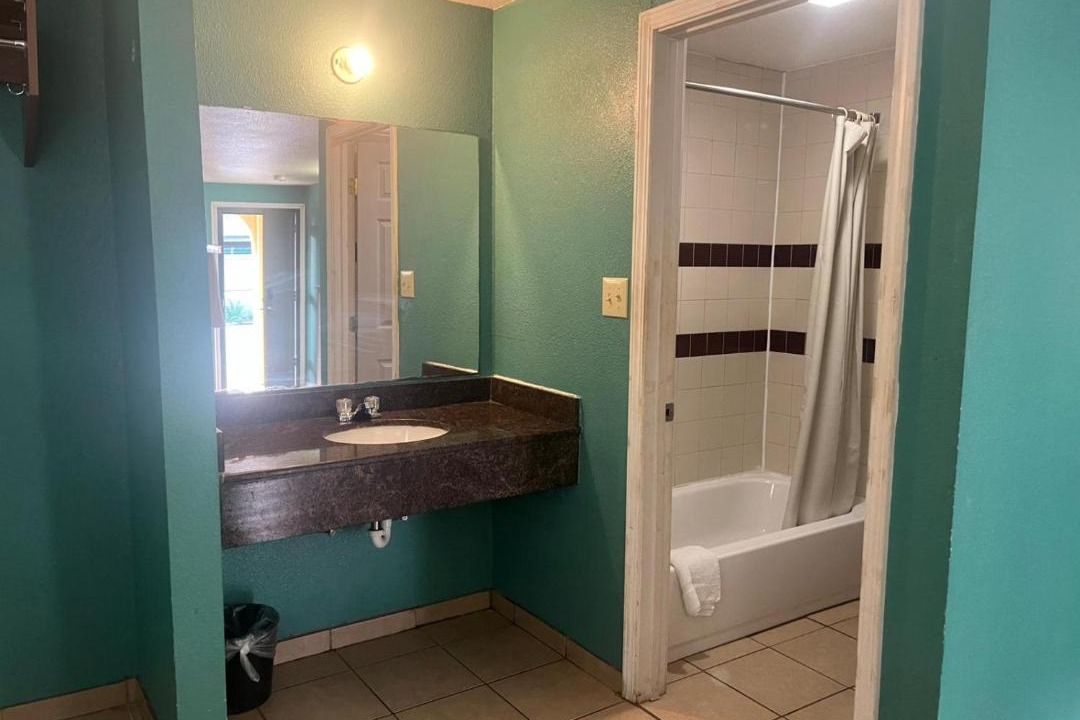 Photo of Bathroom in Alamo Heights