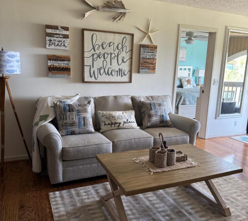 Photo of Livingroom in Butler Beach