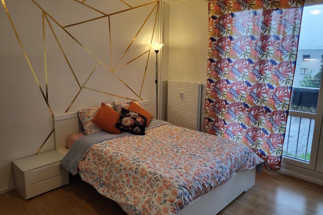 Photo of Bedroom in Saint-Etienne
