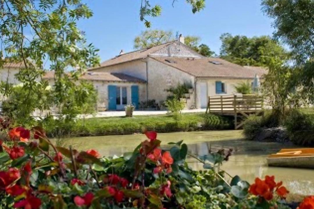 Photo of Others in Bords