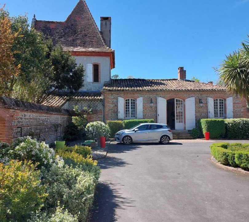 Photo of Others in Saint-Elix-le-Chateau