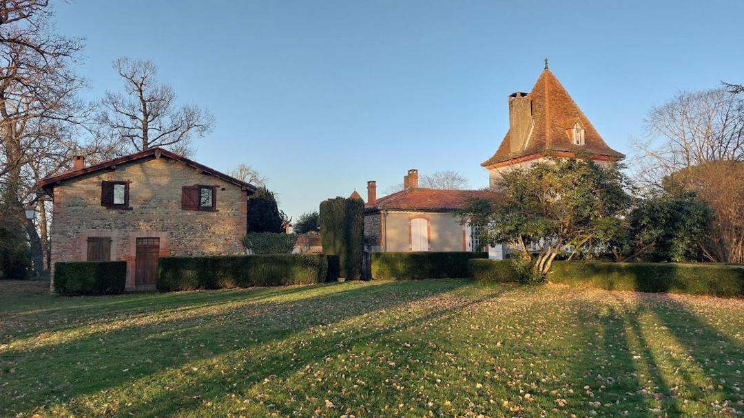 Photo of Others in Saint-Elix-le-Chateau