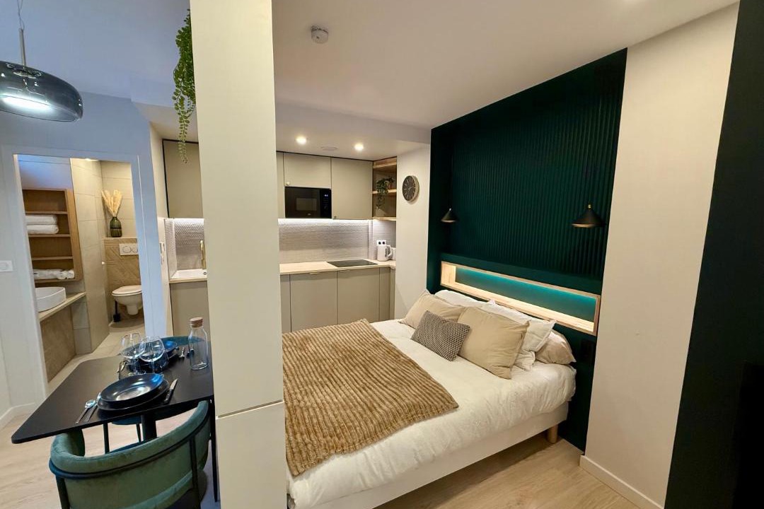 Photo of Bedroom in Aix-les-Bains City Center