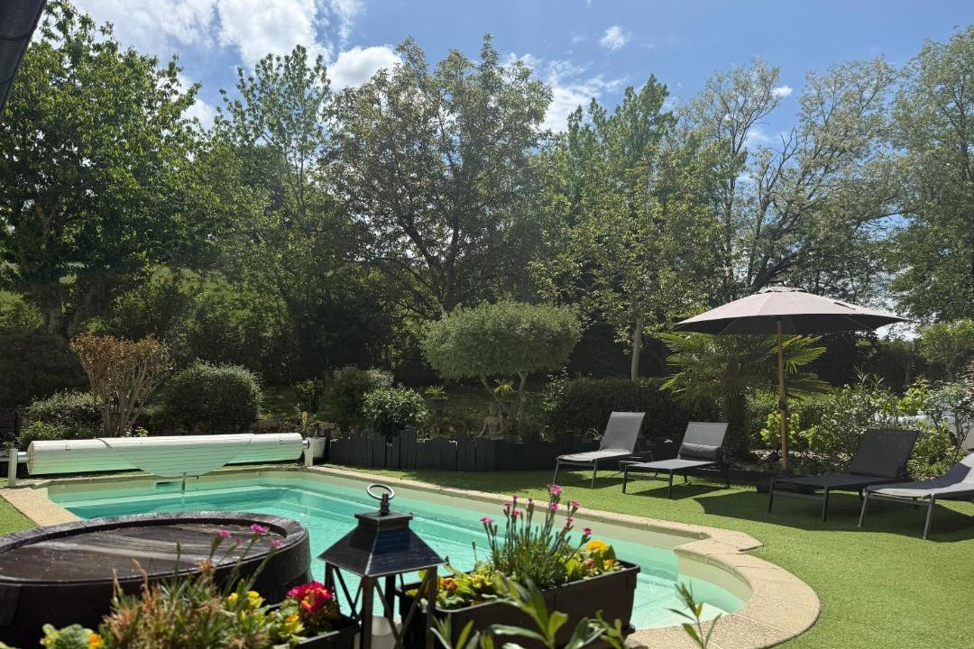 Photo of Others in Madaillan