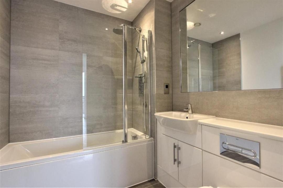 Photo of Bathroom in Thames