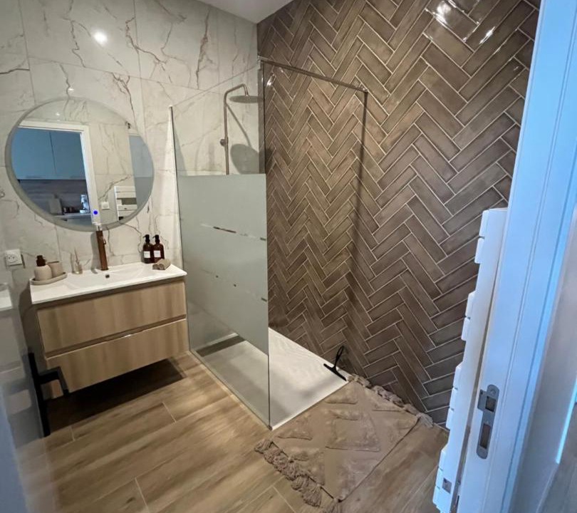 Photo of Bathroom in Givet