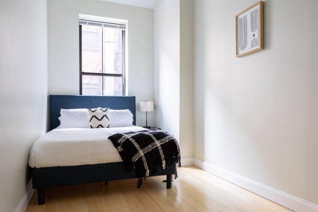 Photo of Bedroom in Downtown Boston