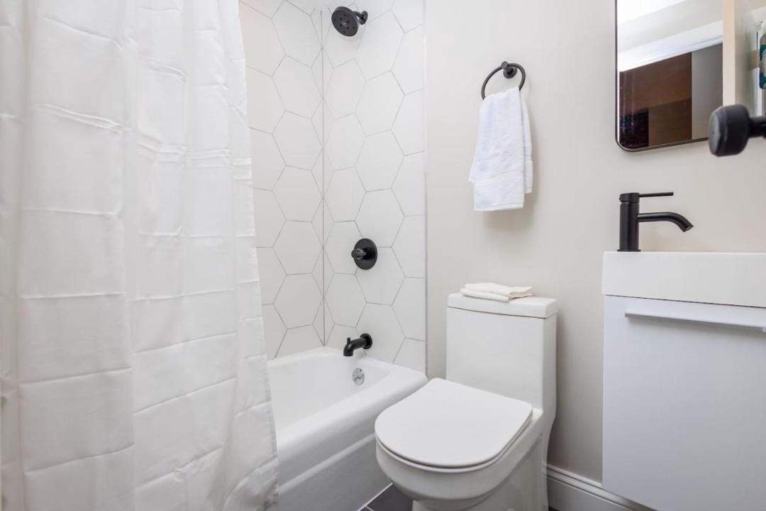 Photo of Bathroom in Prudential - St. Botolph