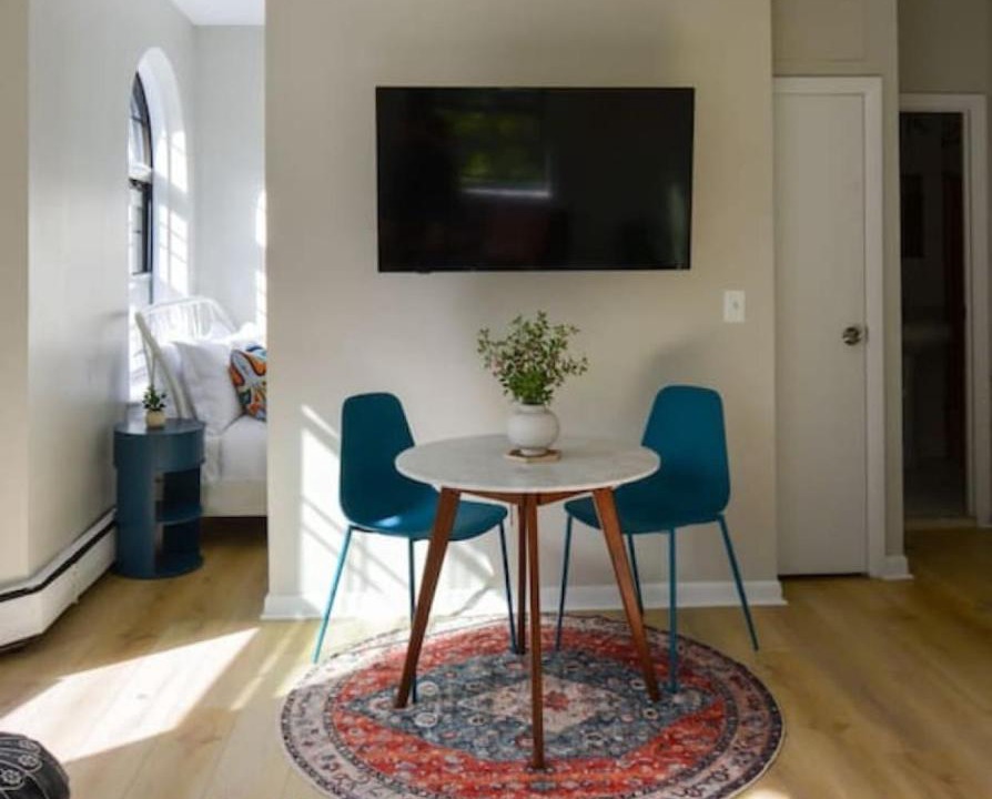 Photo of Livingroom in Prudential - St. Botolph