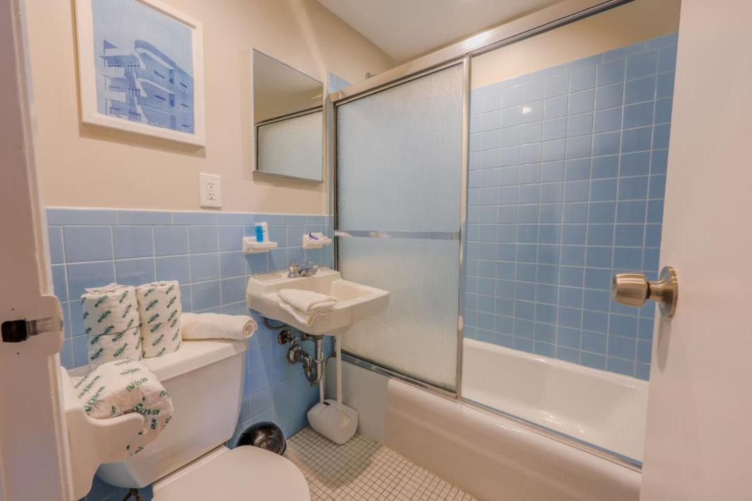 Photo of Bathroom in Prudential - St. Botolph