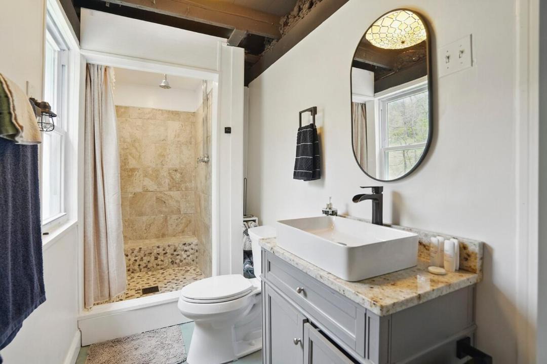 Photo of Bathroom in White Hall