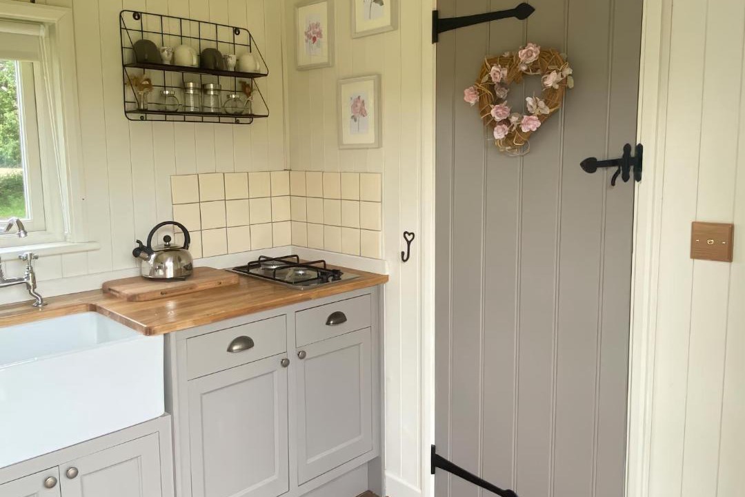 Photo of Others in Lickfold