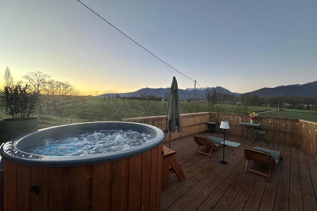 Photo of Others in Asson