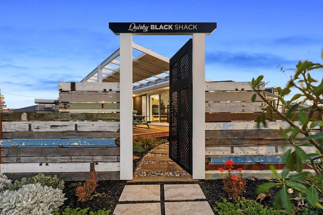 Photo of Others in Burnett Heads