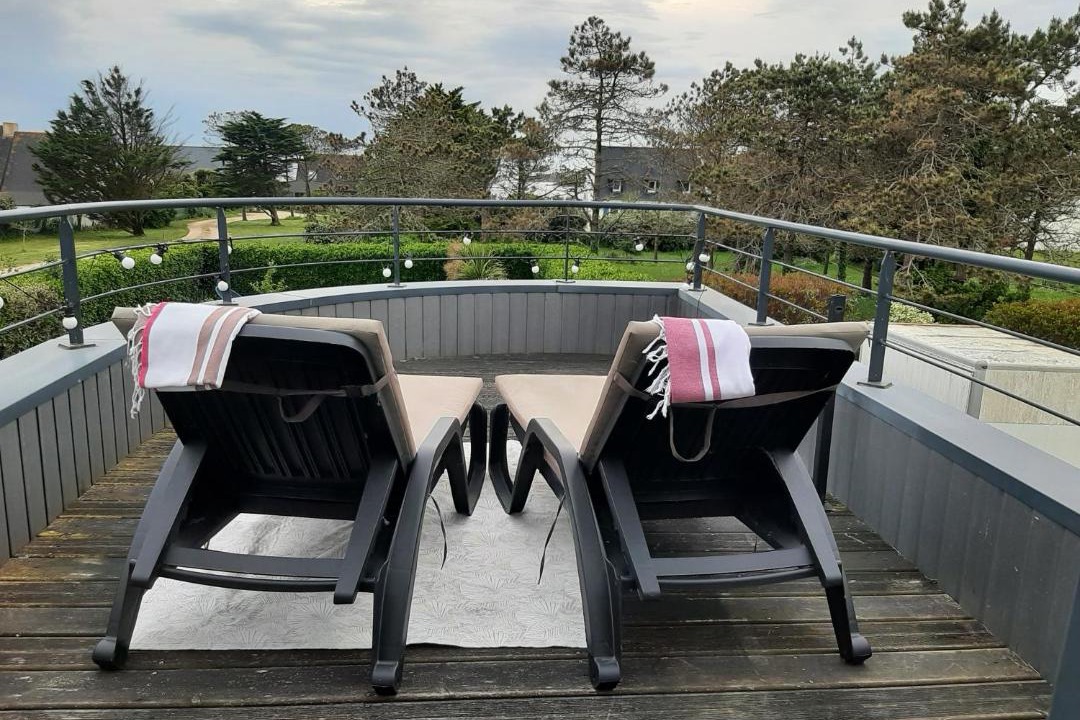 Photo of Others in Primelin