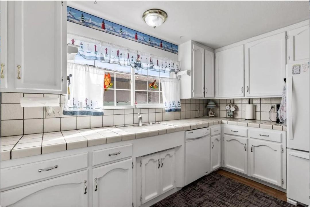 Photo of Kitchen in Marina