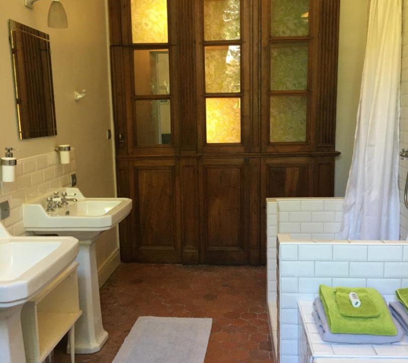 Photo of Bathroom in Loriol-sur-Drome