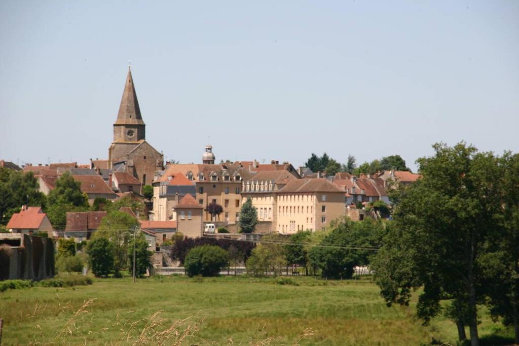 Photo of Buildings in Magnac-Laval