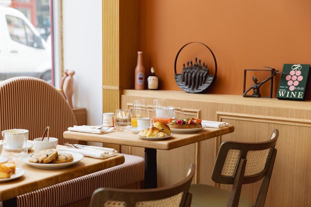 Photo of Others in Quartier du Faubourg-Montmartre