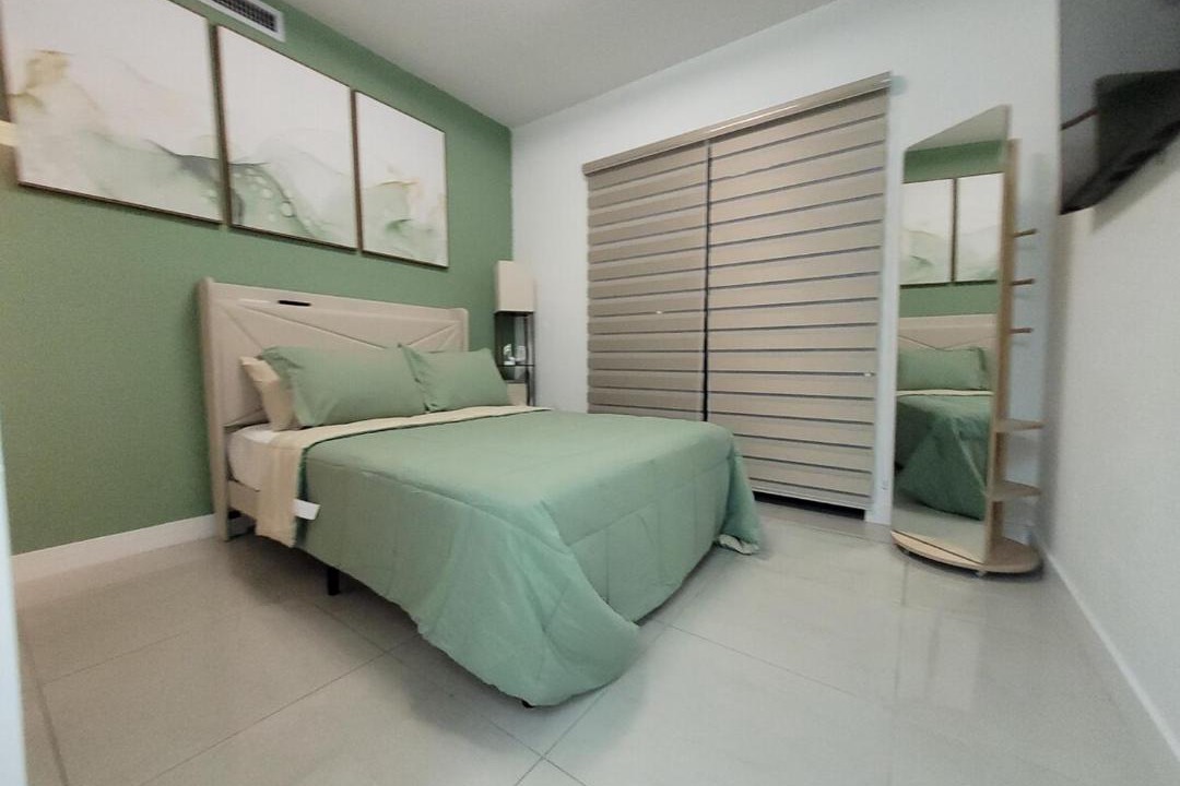 Photo of Bedroom in Florida City
