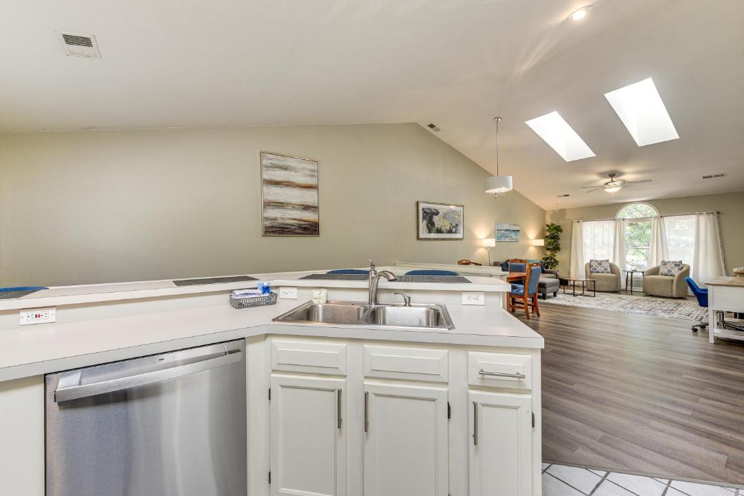 Photo of Kitchen in Sea Trail