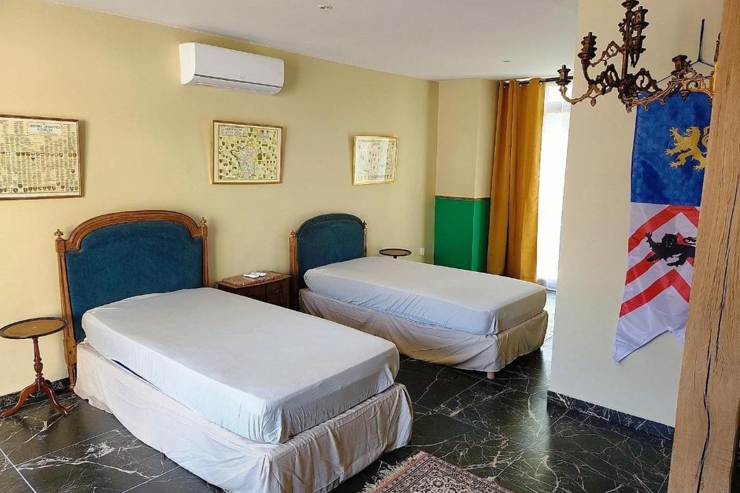 Photo of Others in Mamers