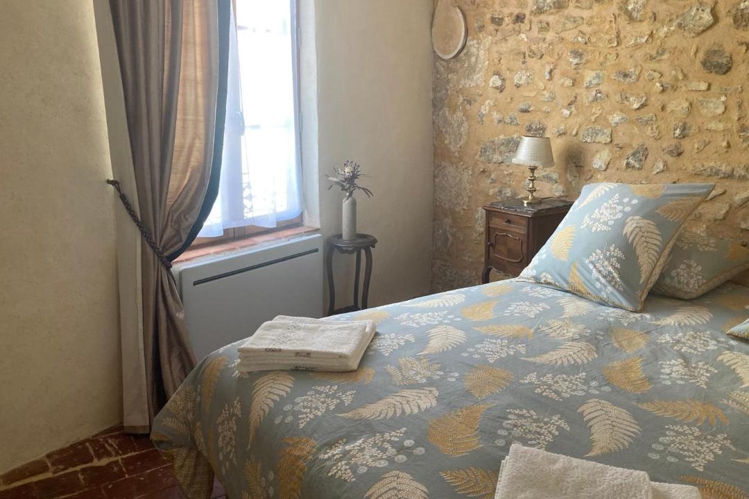 Photo of Bedroom in Saint-Sauveur-en-Puisaye