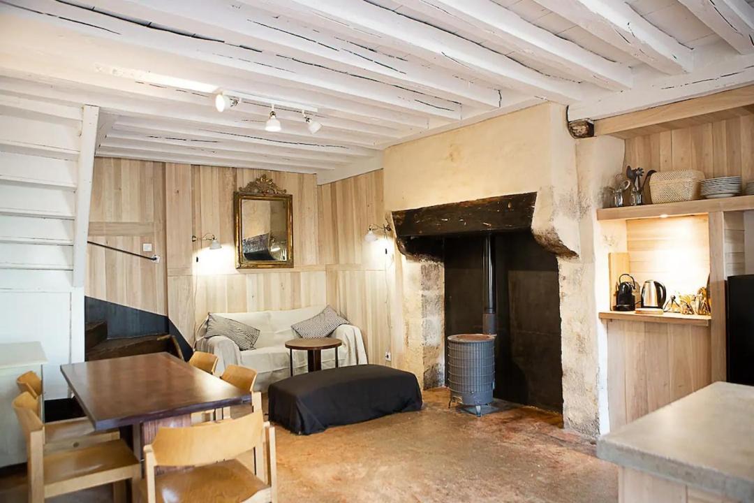 Photo of Others in Flavigny-sur-Ozerain