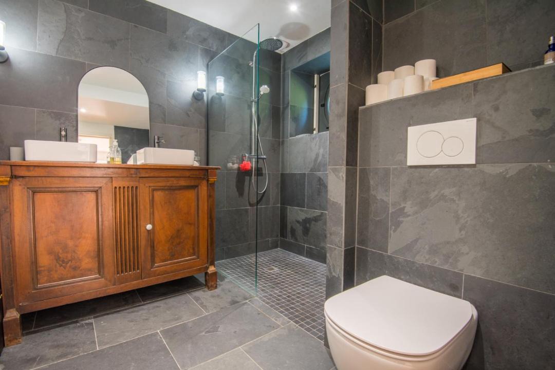 Photo of Bathroom in Savennieres