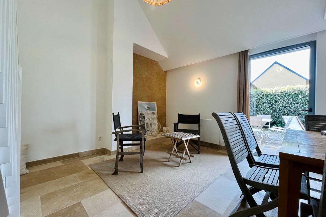 Photo of Others in Carentan