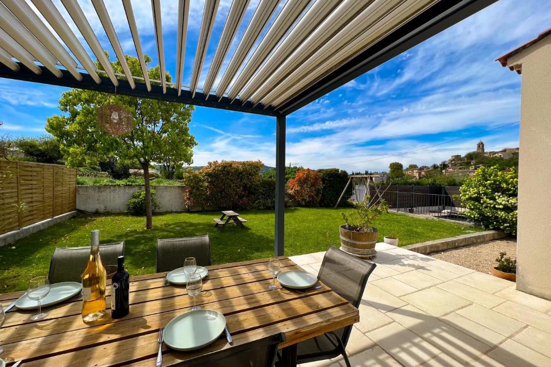 Photo of Patio Balcony in Mormoiron