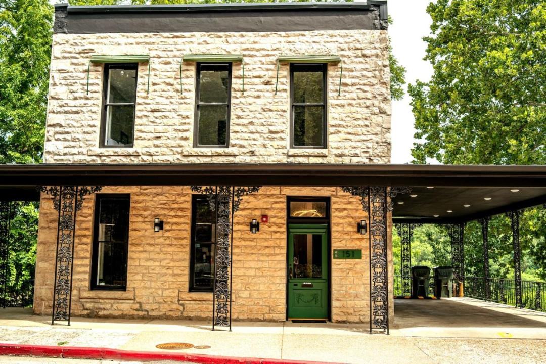 Photo of Others in Eureka Springs Historic District