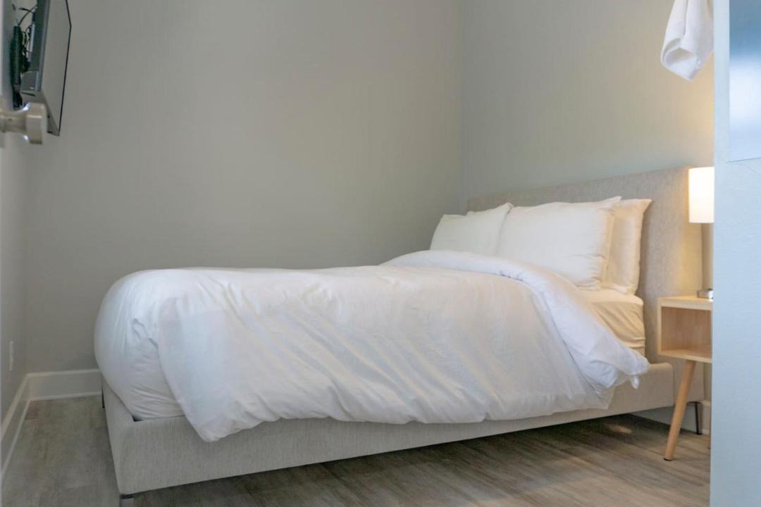 Photo of Bedroom in Eureka Springs Historic District