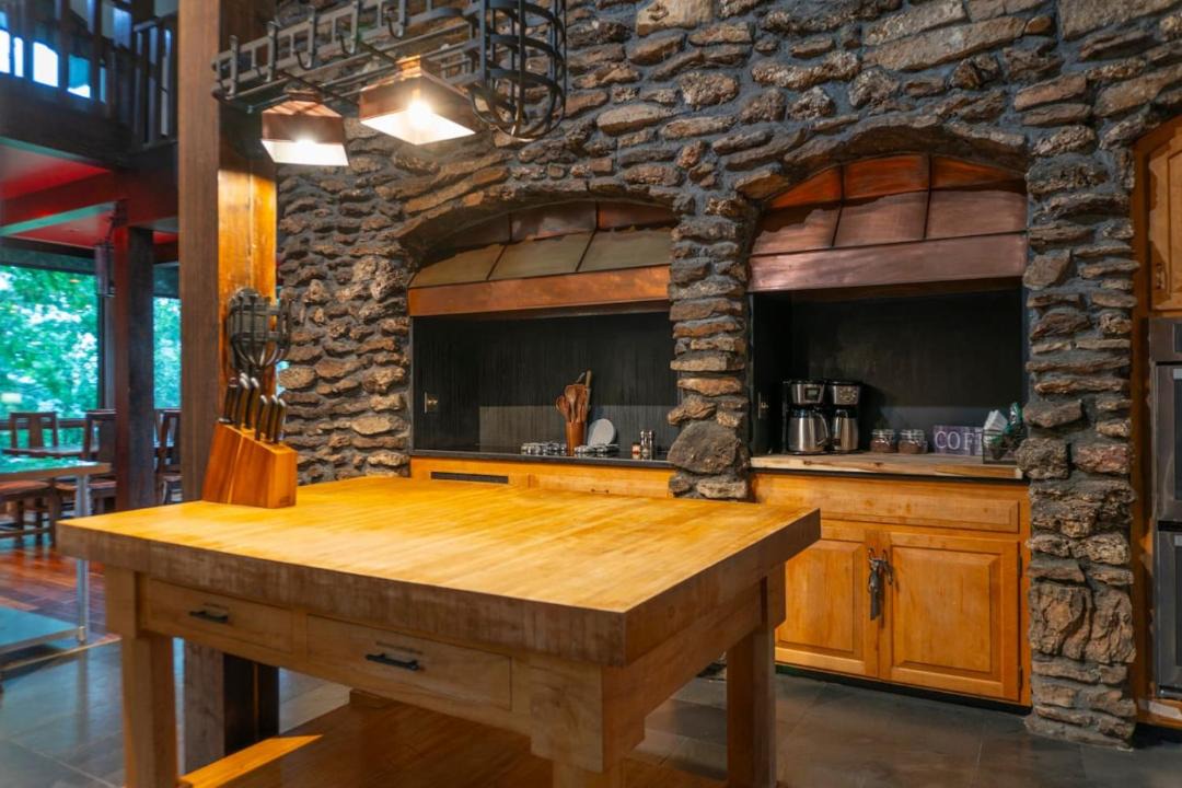 Photo of Kitchen in Eureka Springs