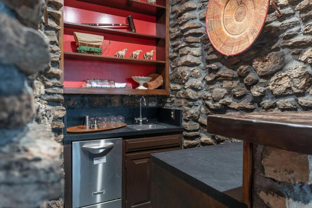 Photo of Kitchen in Eureka Springs
