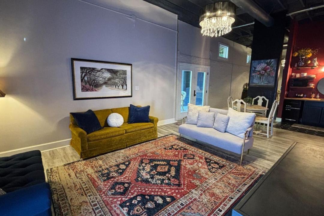 Photo of Livingroom in Eureka Springs Historic District