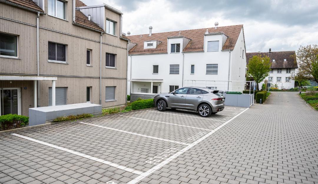 Photo of Others in Schneisingen