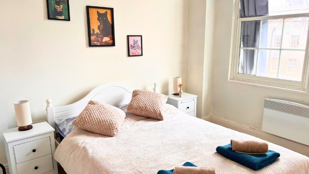 Photo of Bedroom in Saint Paul's