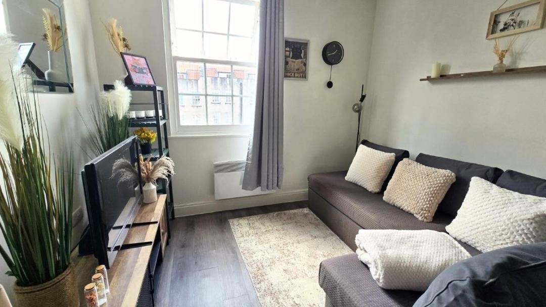 Photo of Livingroom in Saint Paul's