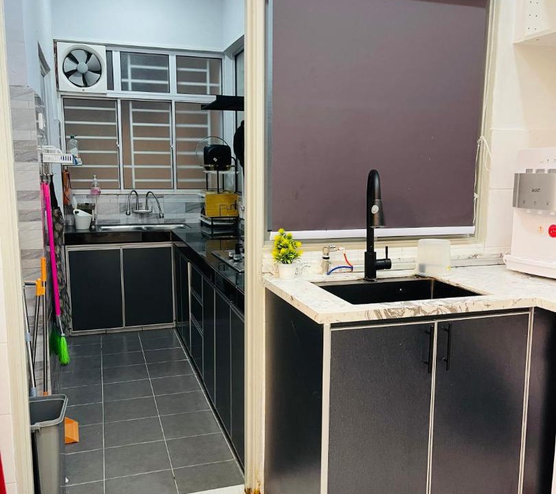 Photo of Kitchen in Kampung Rinching Ulu