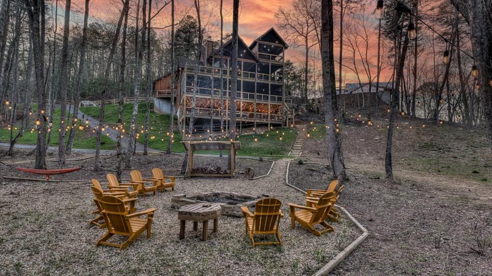 Photo of Others in Blue Ridge